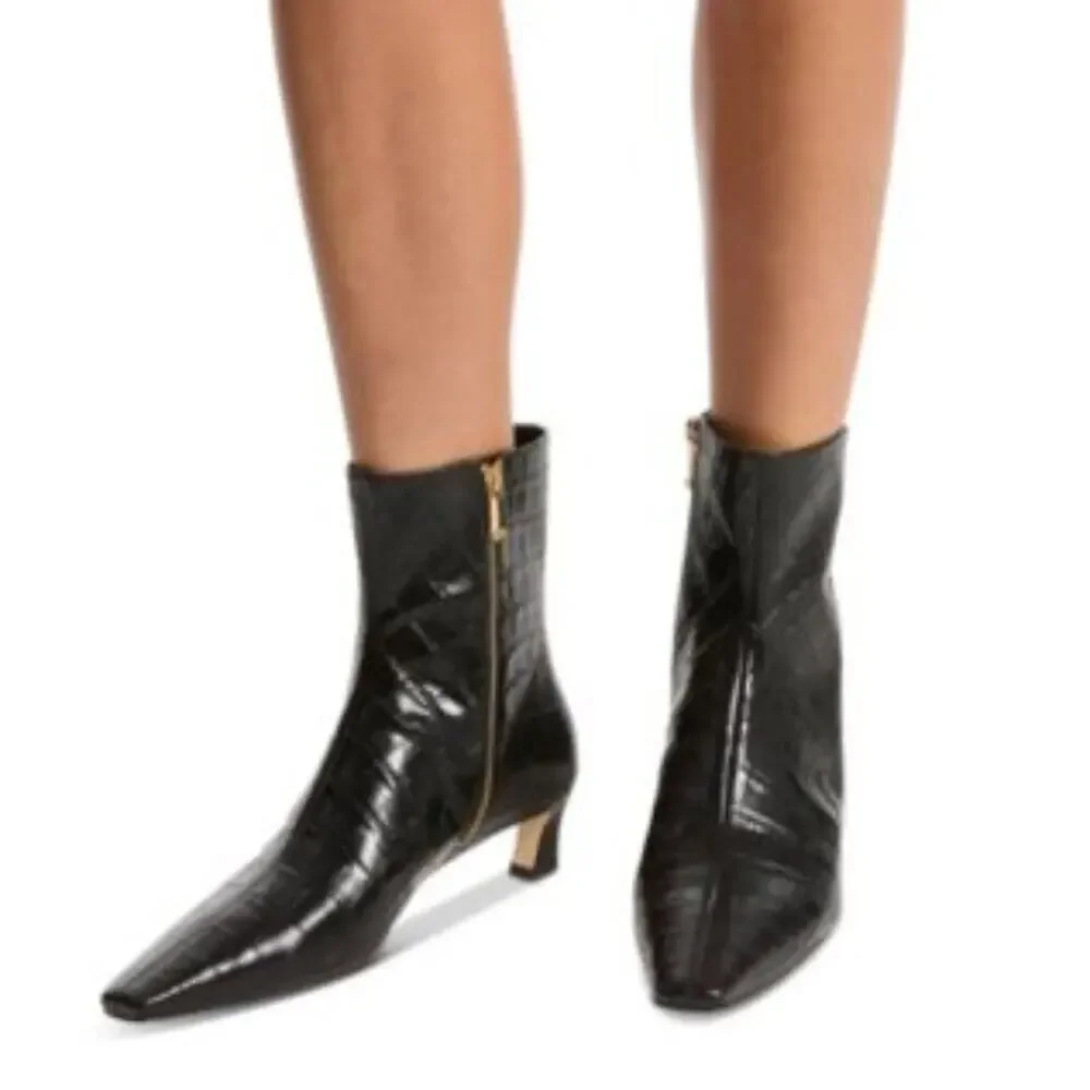 MICHAEL Michael Kors Cosmo Croc Embossed Kitten Heel boots black - 6